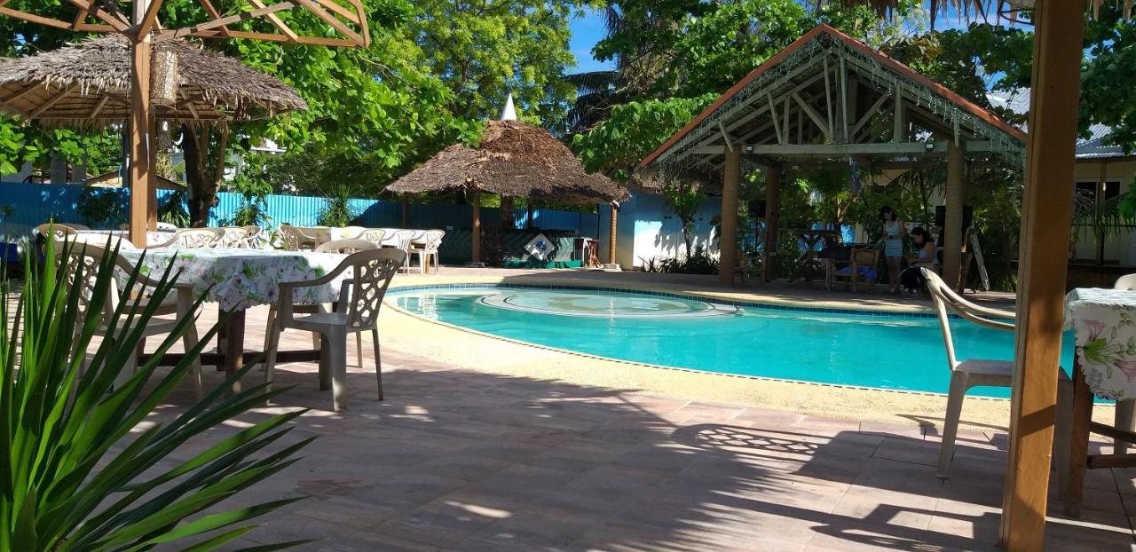 Hotel The Shark'S Tail Dive Center Daanbantayan Esterno foto